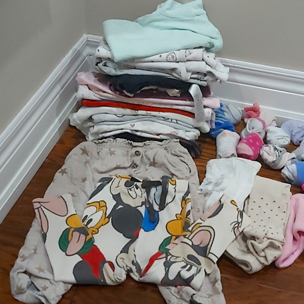 Baby girl clothes 9-12m and 12-18m